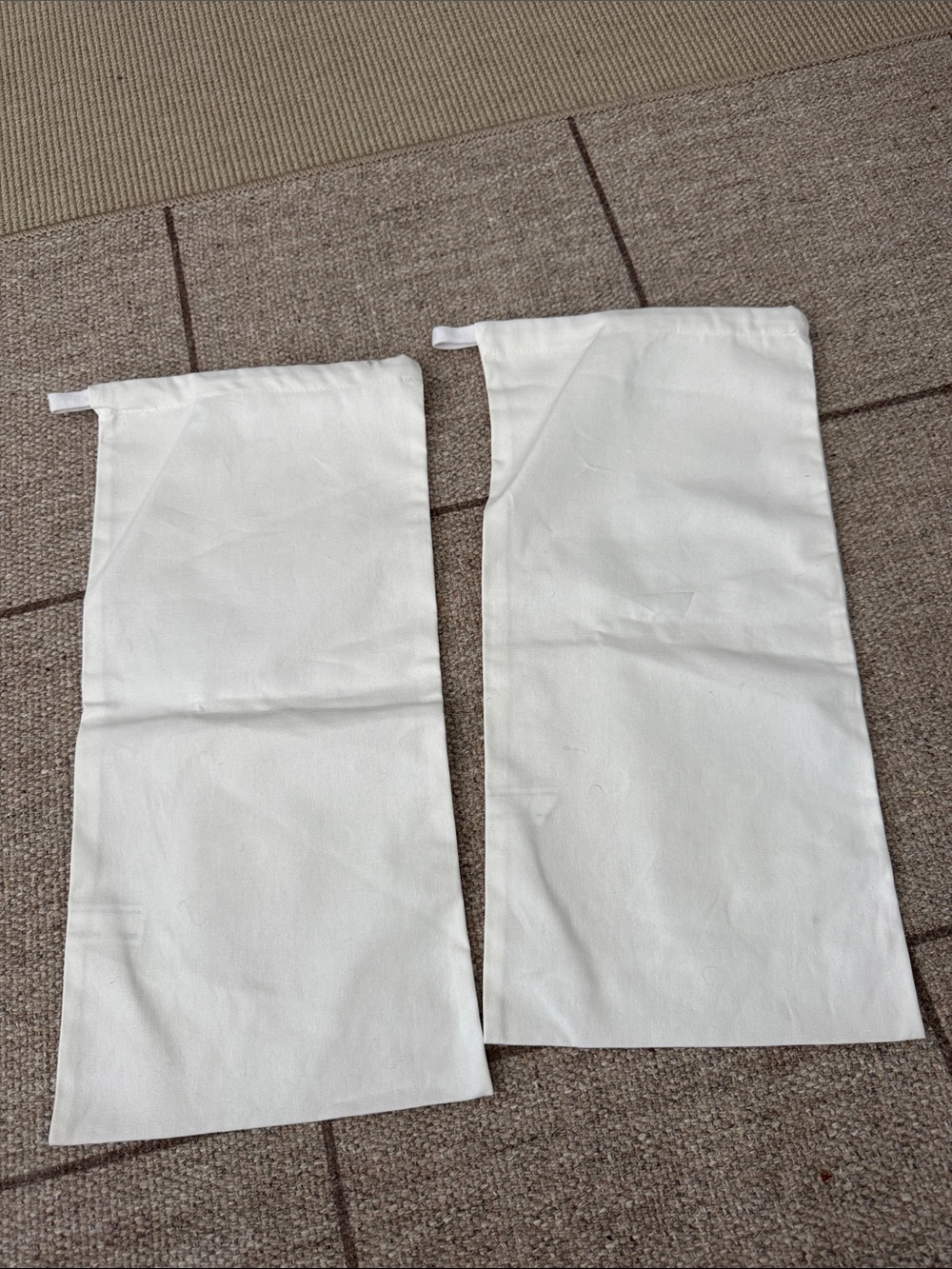 Gucci shoe dust bag - Picture 2 of 3